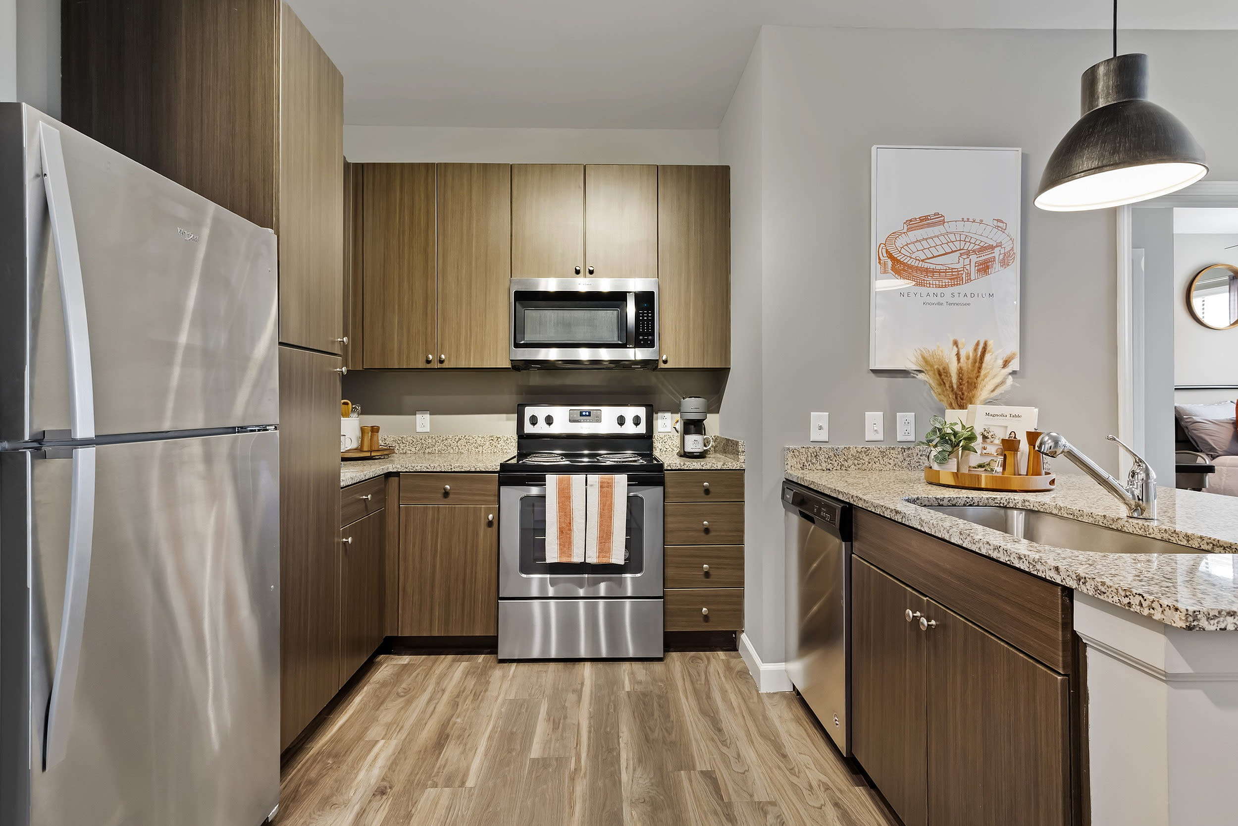 303 Flats – photo 2