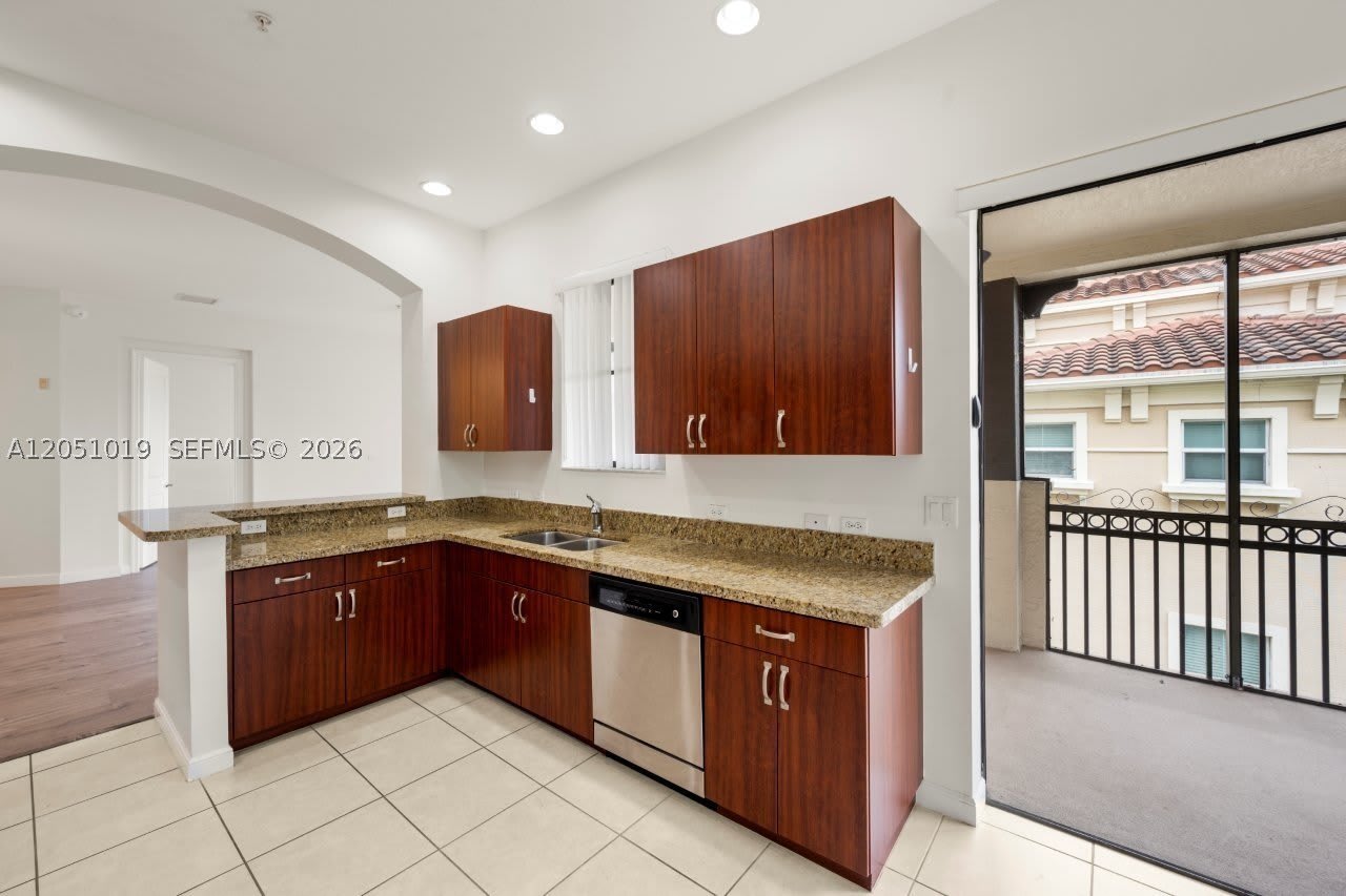 2900 NW 125th Ave – photo 5