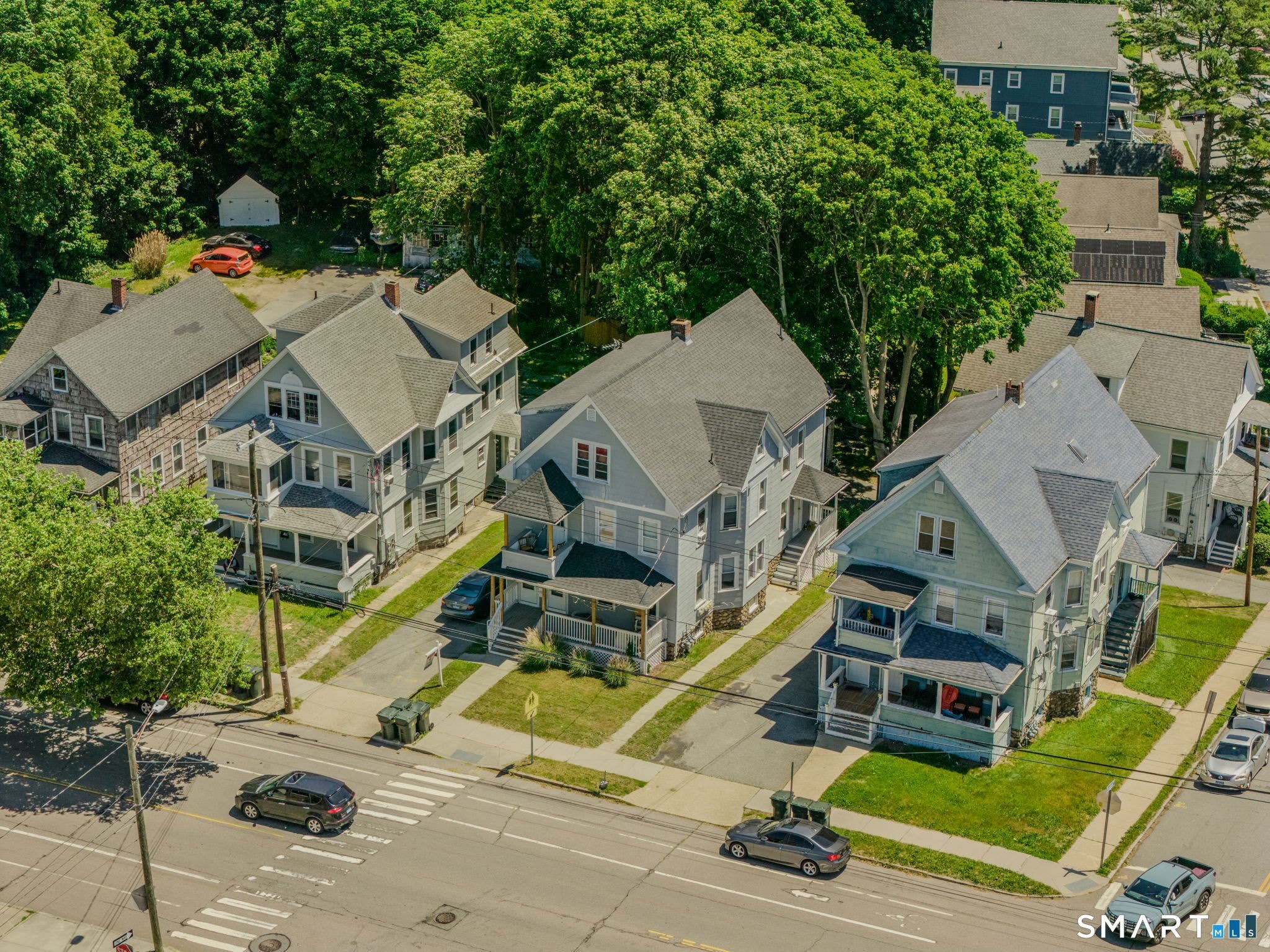144-146 Montauk Avenue – photo 1