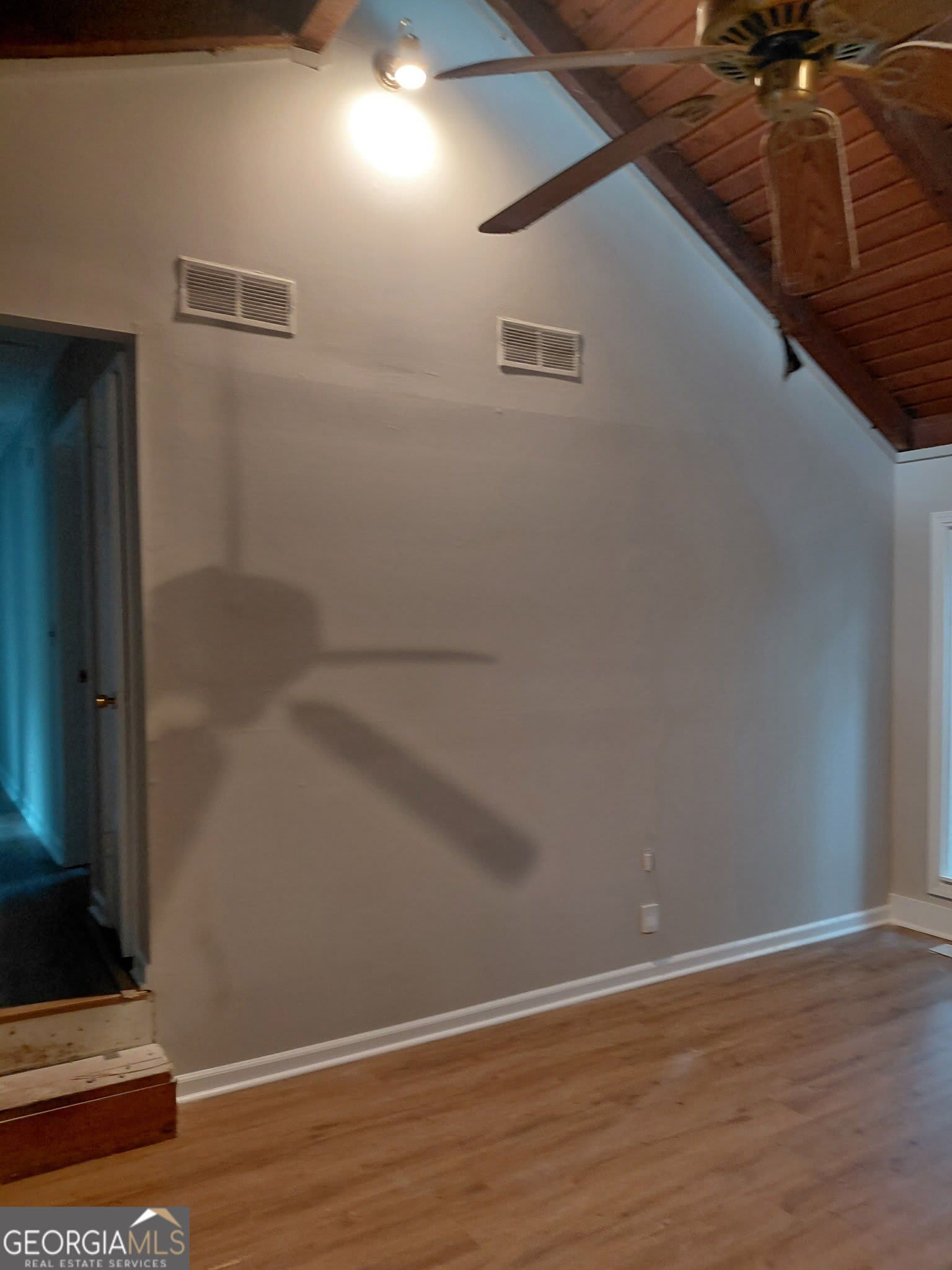 257 Castleair Drive NE – photo 5