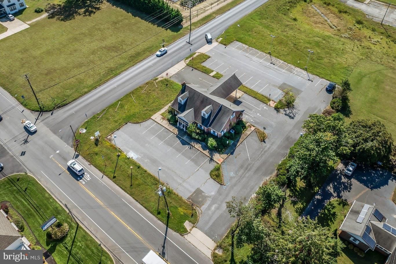 4943 LANDIS Avenue – photo 3