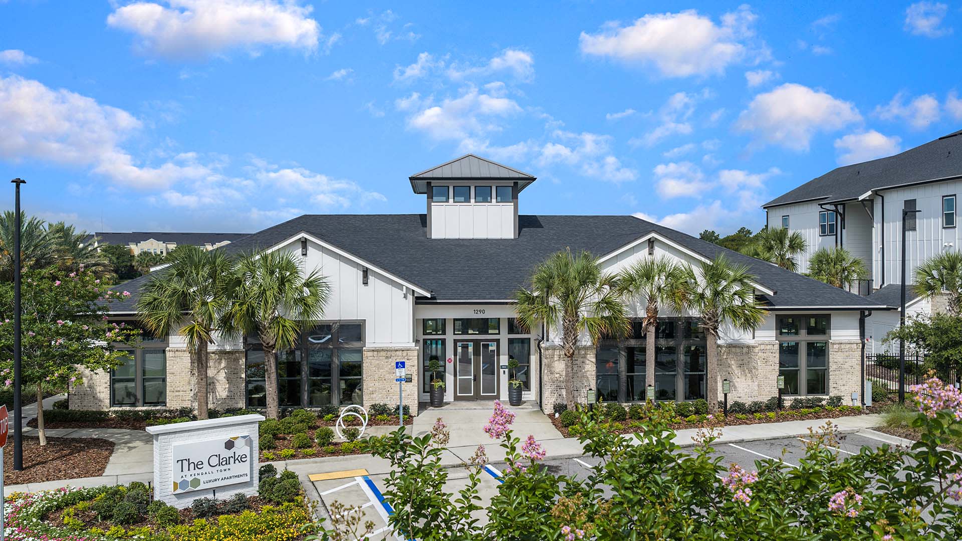 The Clarke at Kendall Town – photo 2