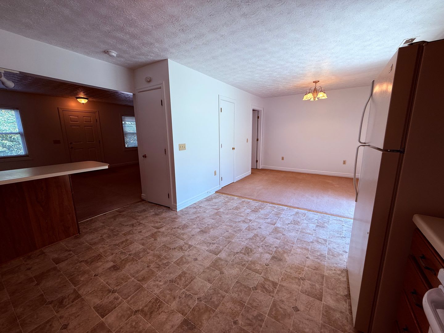 3 Bedroom, 2.5 Bath Townhouse – photo 5