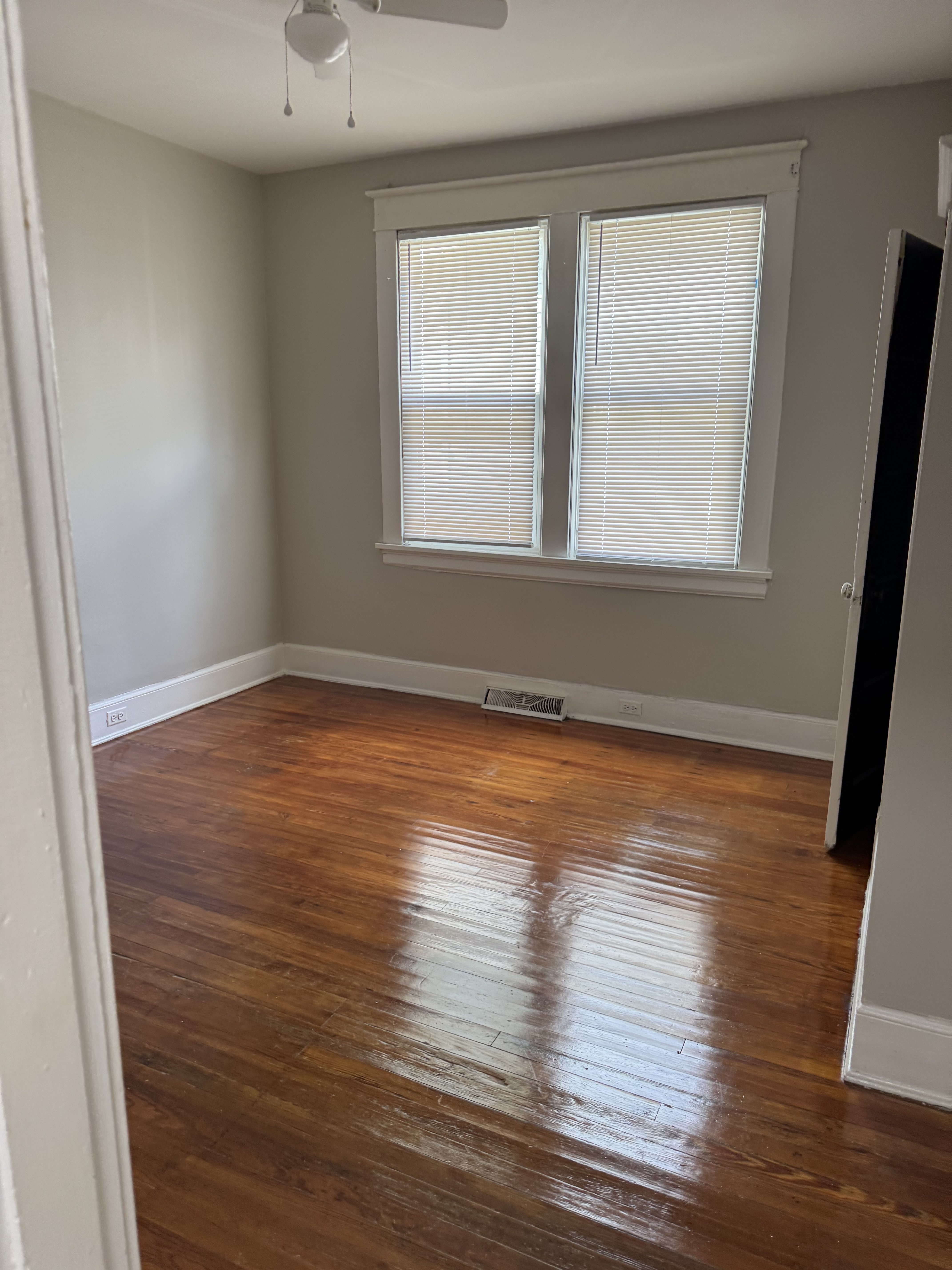 1612 Rogers St – photo 3