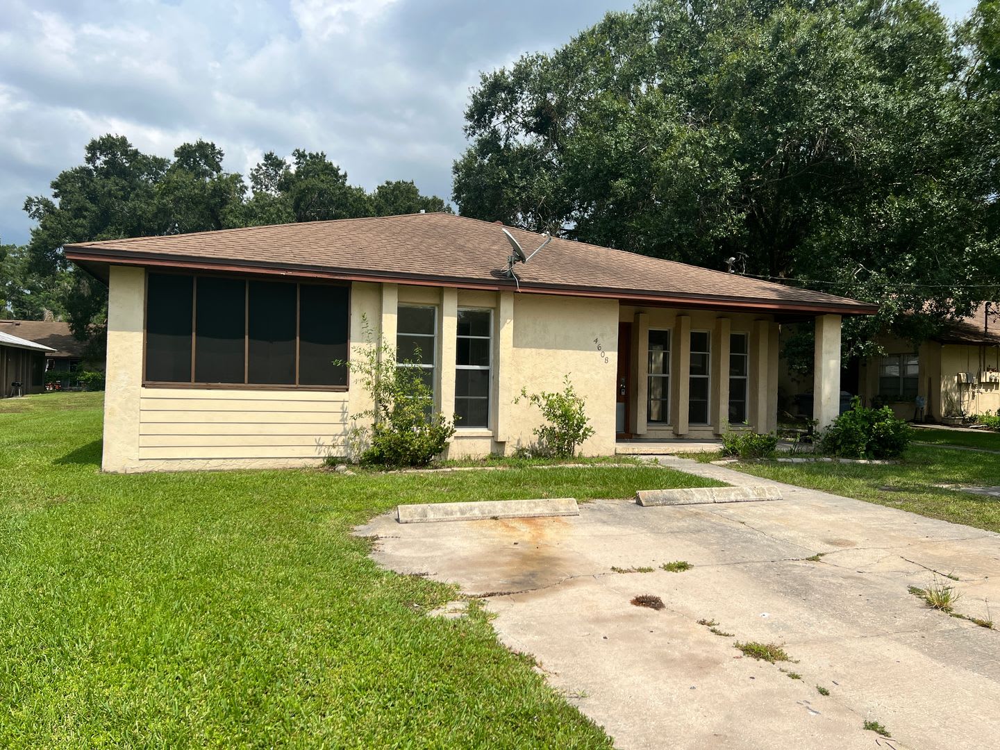 4608-4610 Sandy Lane – photo 1