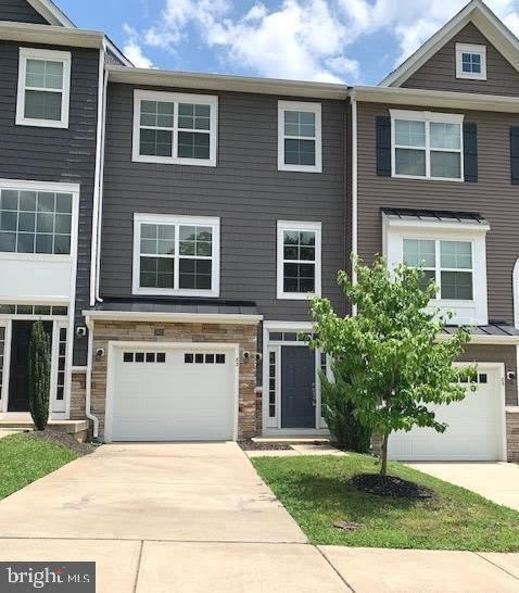 83 ANDREWS PLACE – photo 1
