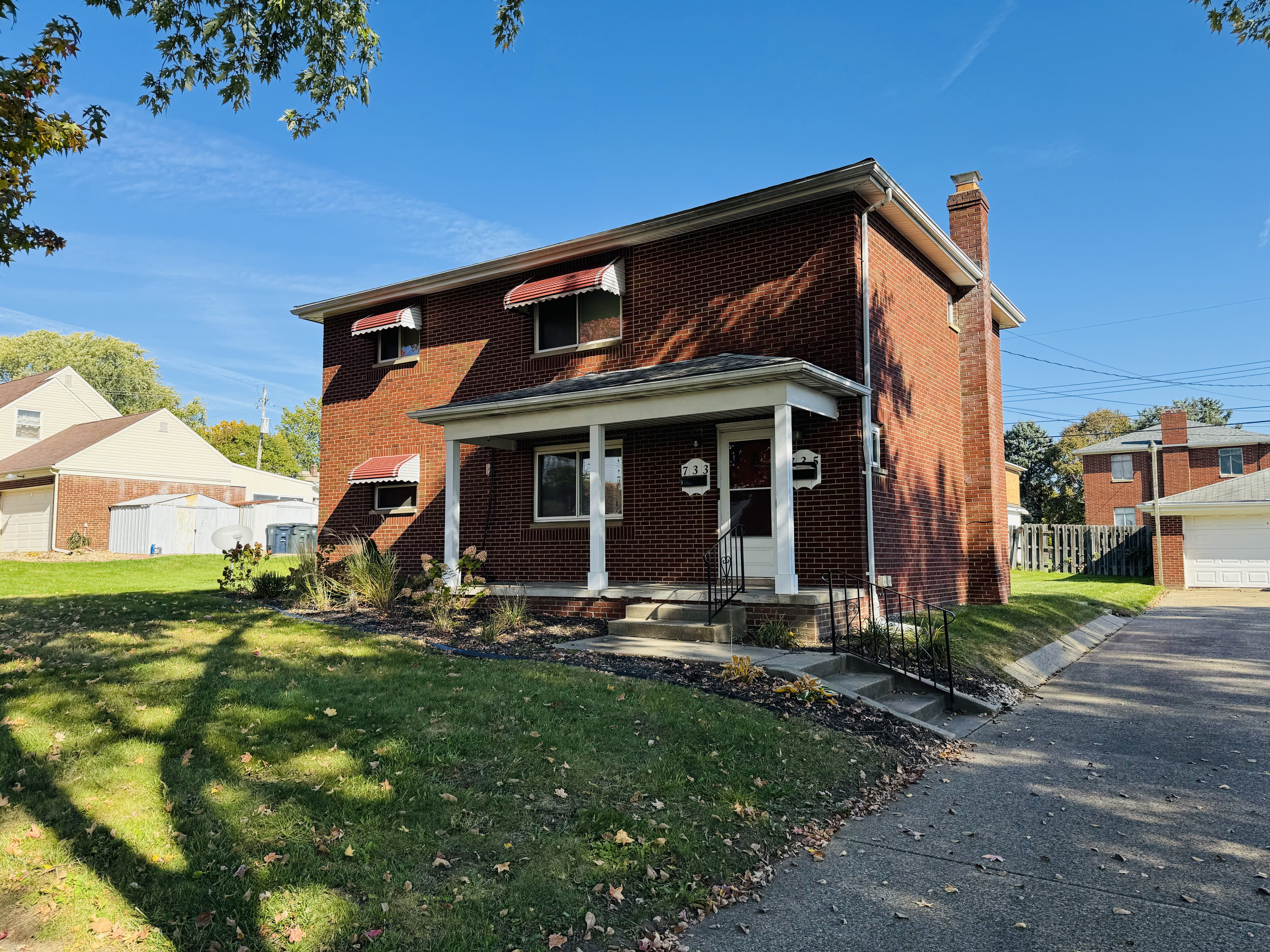 735 S Firestone Blvd – photo 1