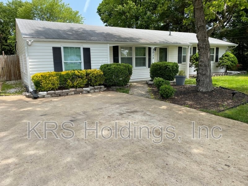 8011 Beckner Ct – photo 1