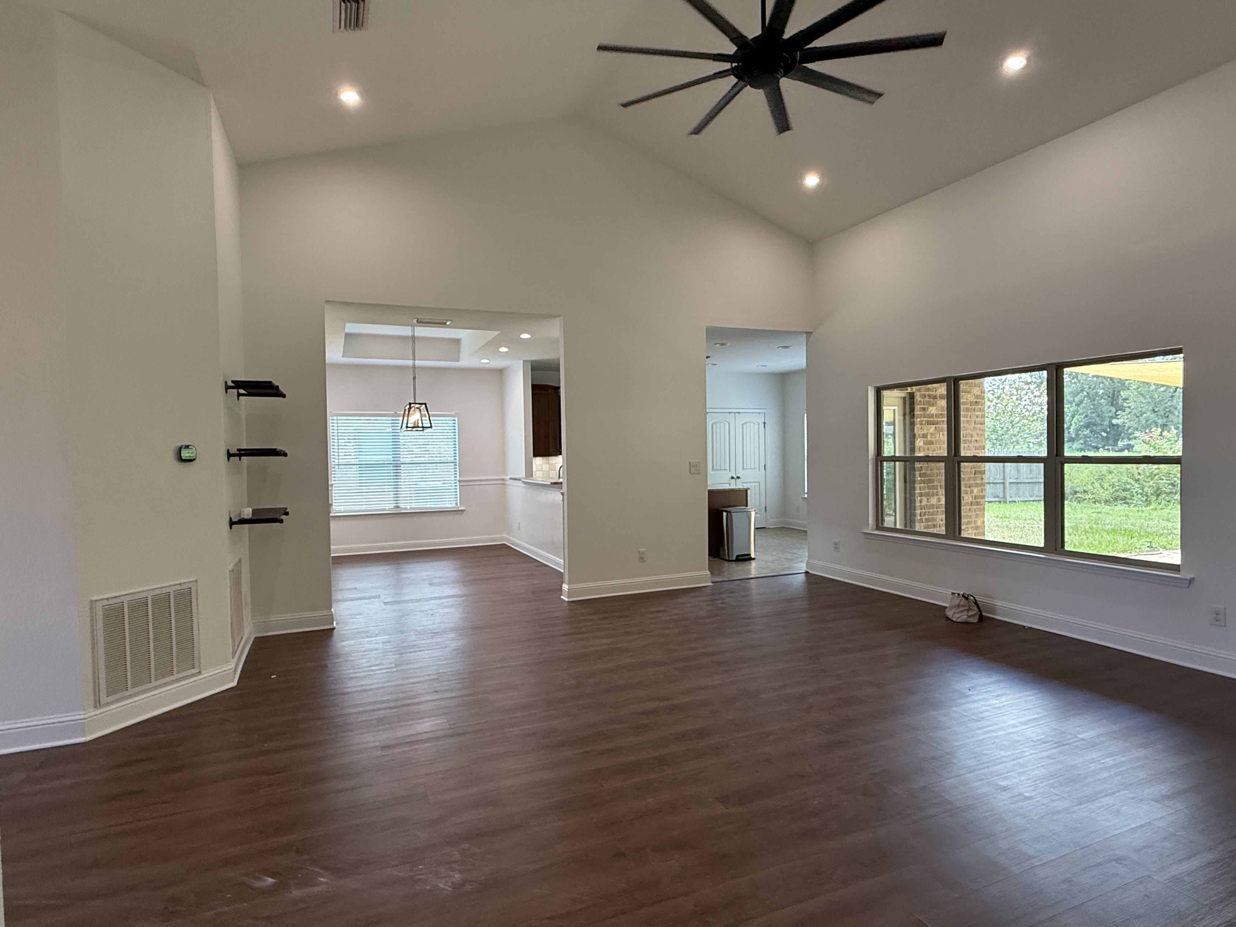10510 Dunmore Dr – photo 3