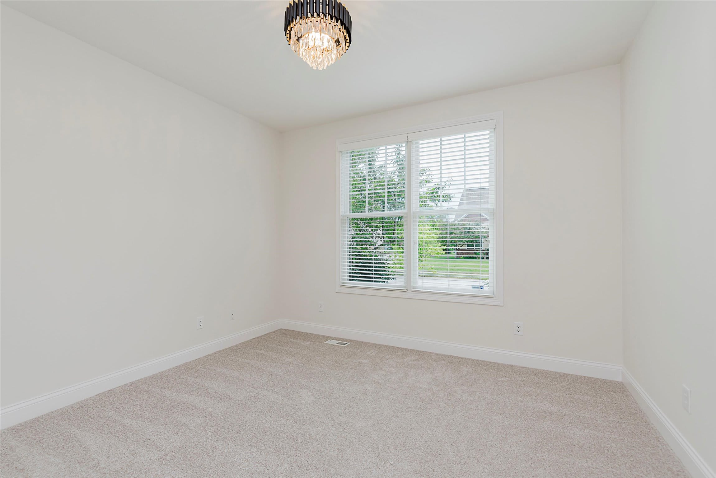 10264 Normandy Way – photo 5