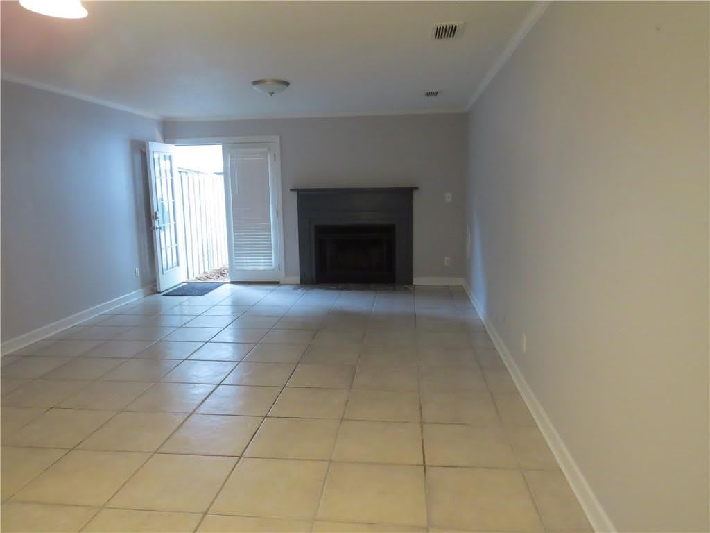 6645 Jackson Square – photo 2