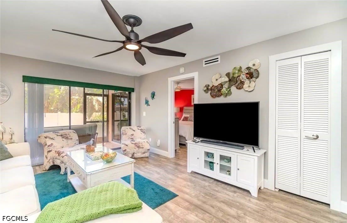5255 Coronado Parkway – photo 4