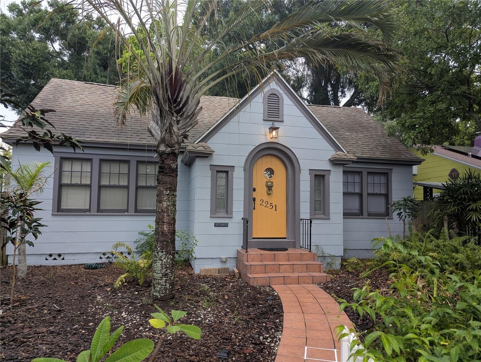 2251 7Th Avenue N – photo 1