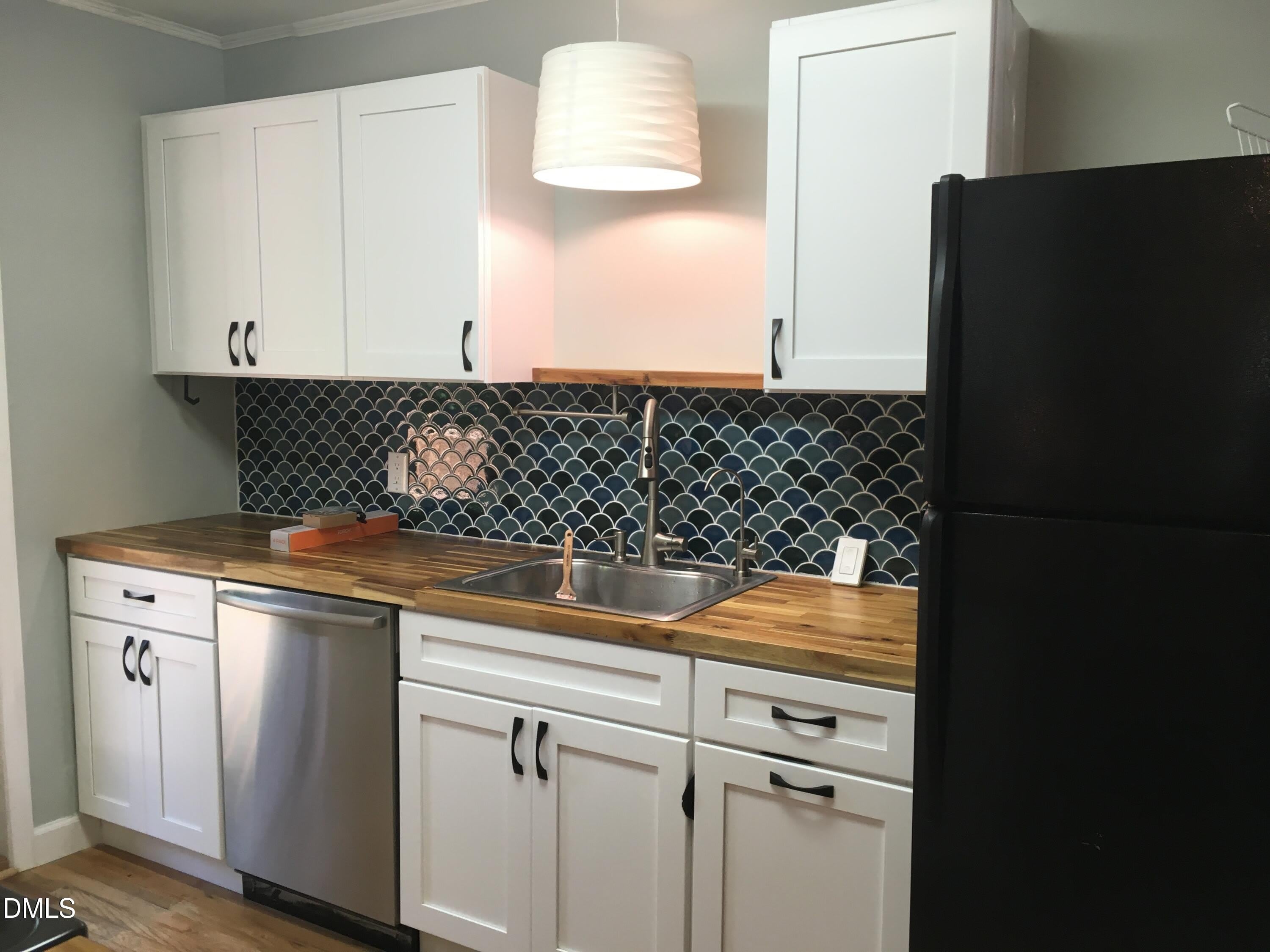 110 Bennett – photo 2