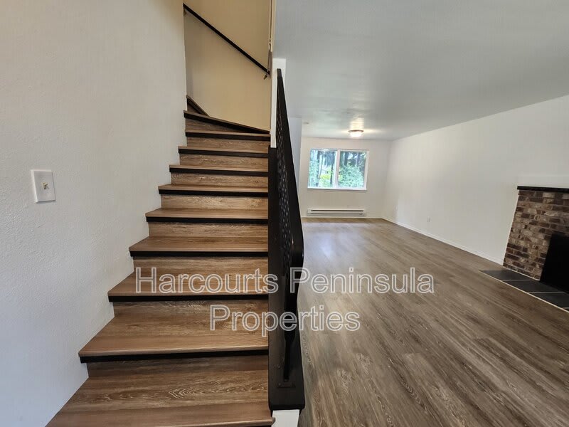 3234 Goldmaur Court SE – photo 4