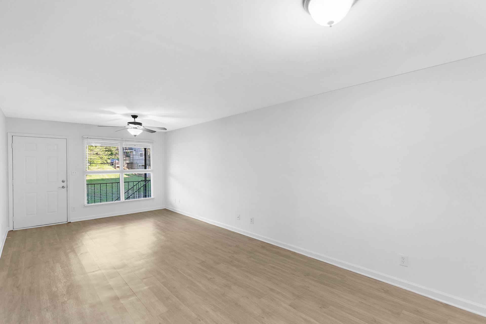 Glen Iris Place Apartments – photo 3