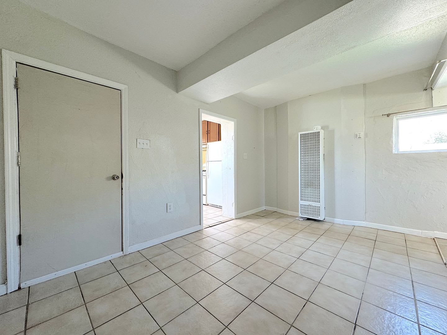 Central El Paso 1 bed/1 bath with ALL UTILTIES INCLUDED! – photo 2