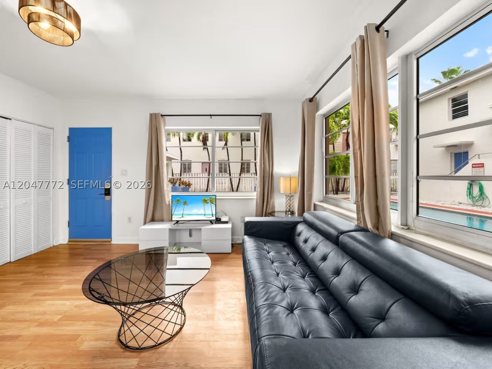 1032 Michigan Ave – photo 2