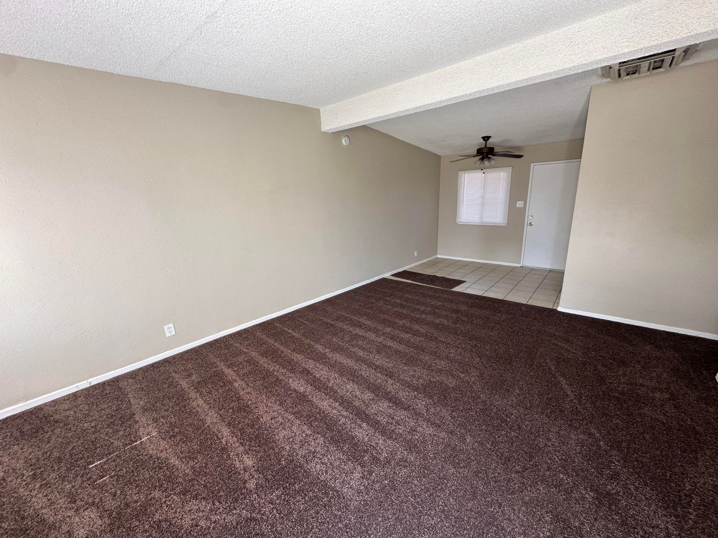 Adorable 3 Bedroom – photo 2