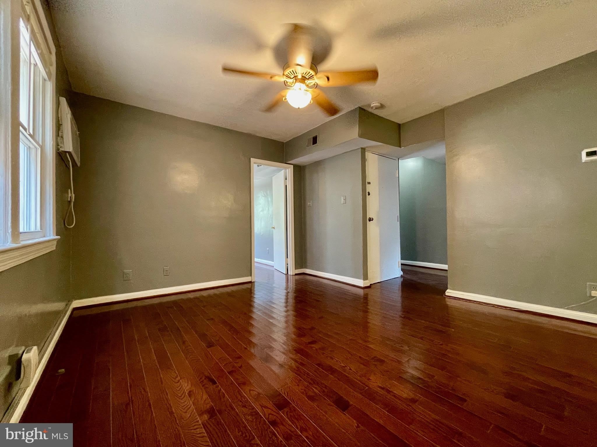 1858 KENDALL Street NE – photo 4