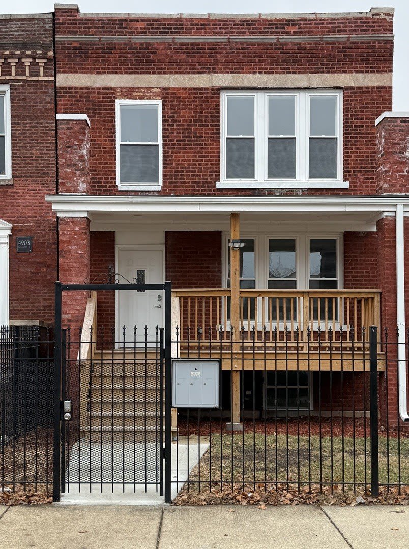 4907 W Walton Street – photo 1