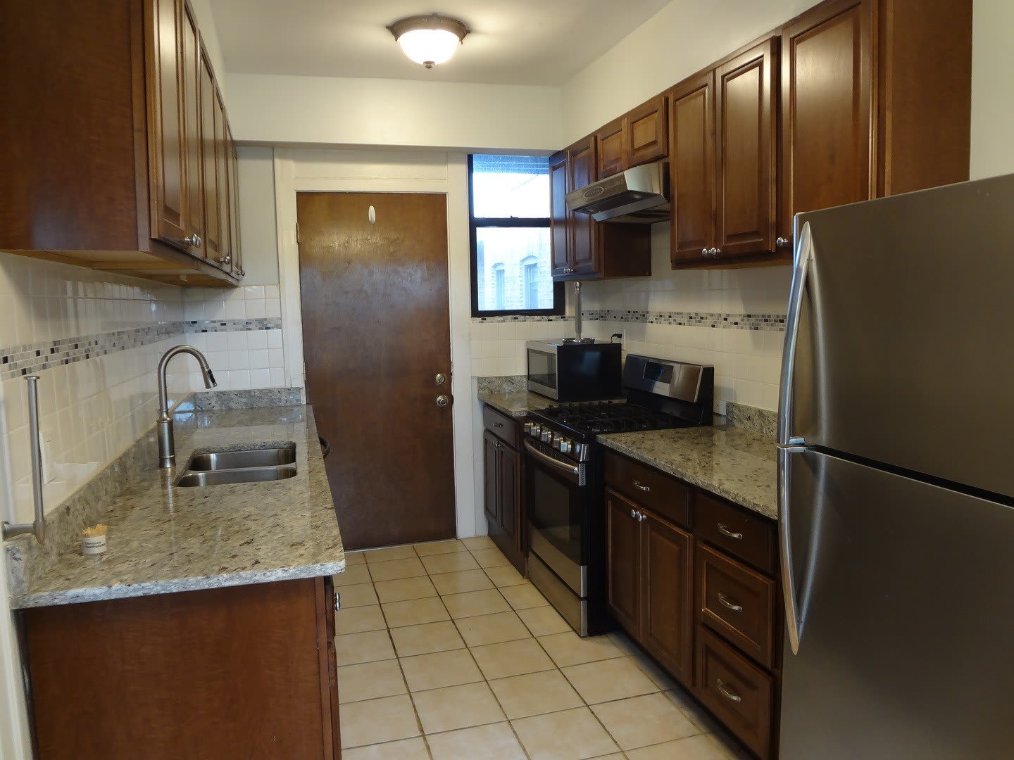5463 S Ingleside Avenue – photo 4