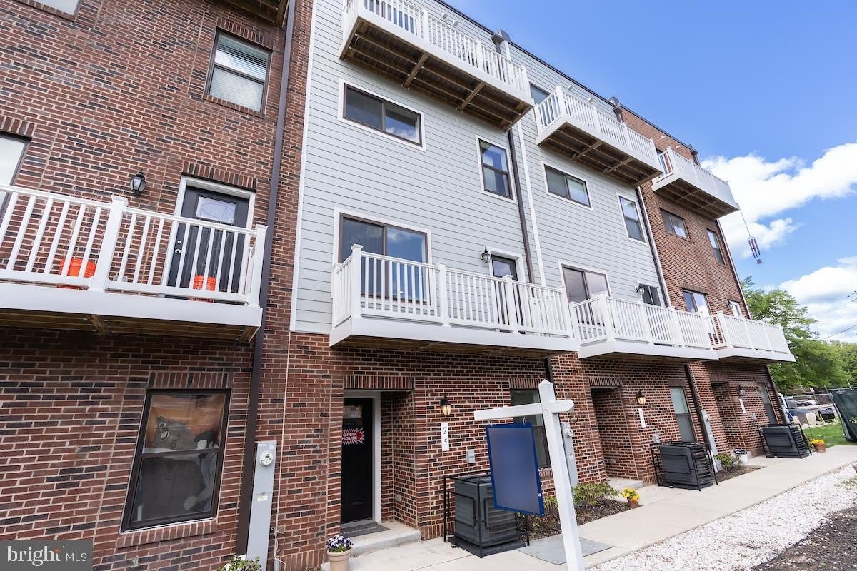25 S BETHEL Street – photo 3