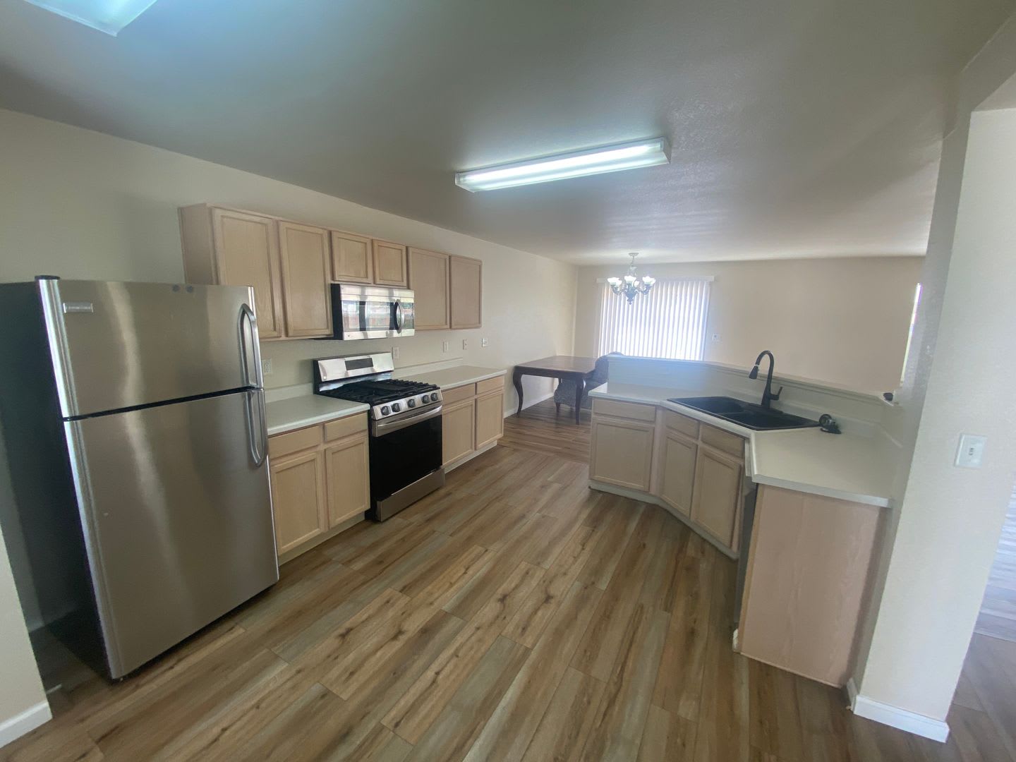 Spacious Home in South Reno – 9438 Canyon Meadows Dr – photo 2