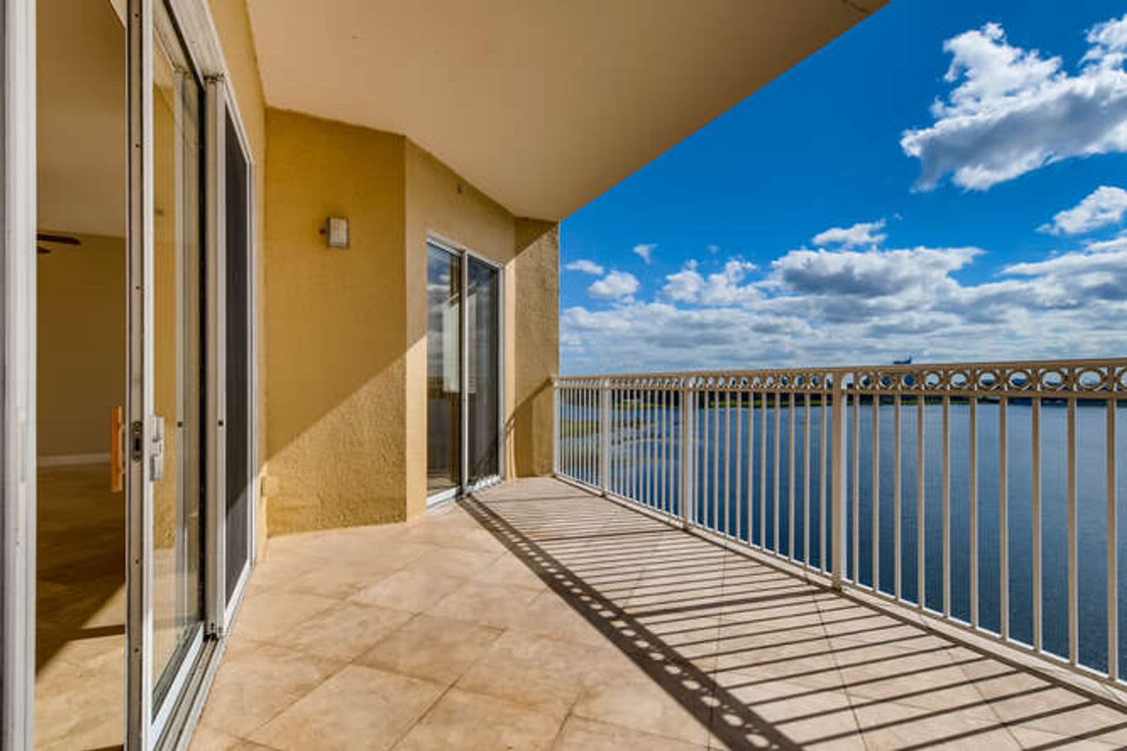 Vizcaya Heights Condos – photo 4
