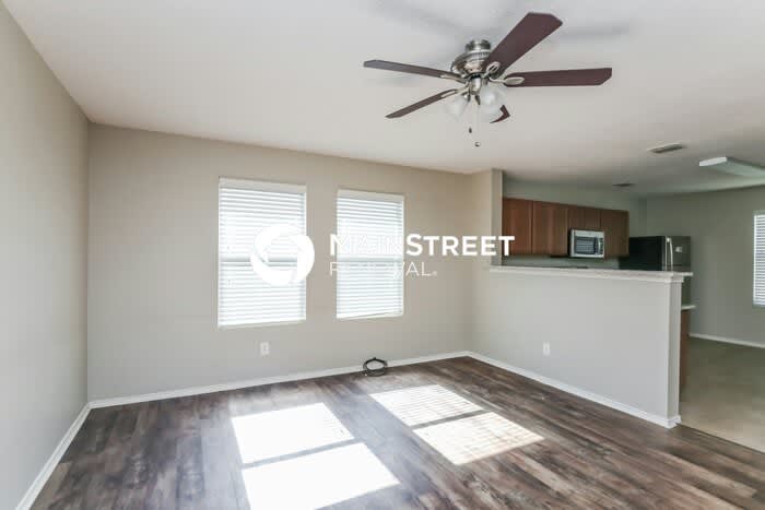 2613 Mitchell Lane – photo 5