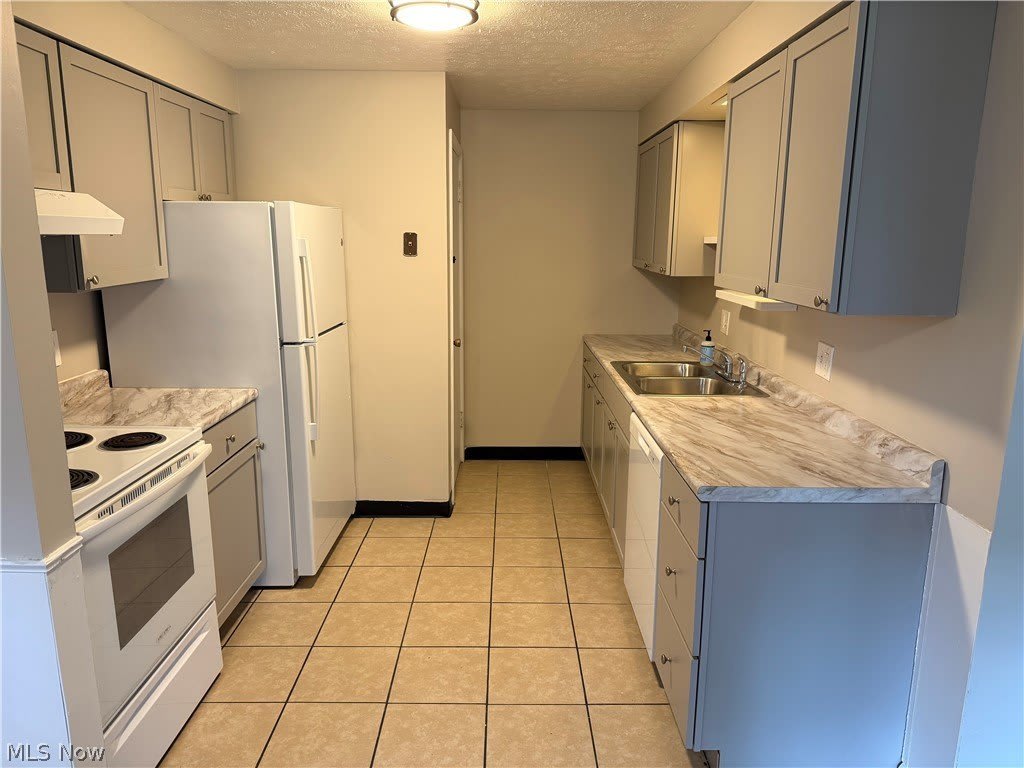 3831 Eigen Street – photo 4