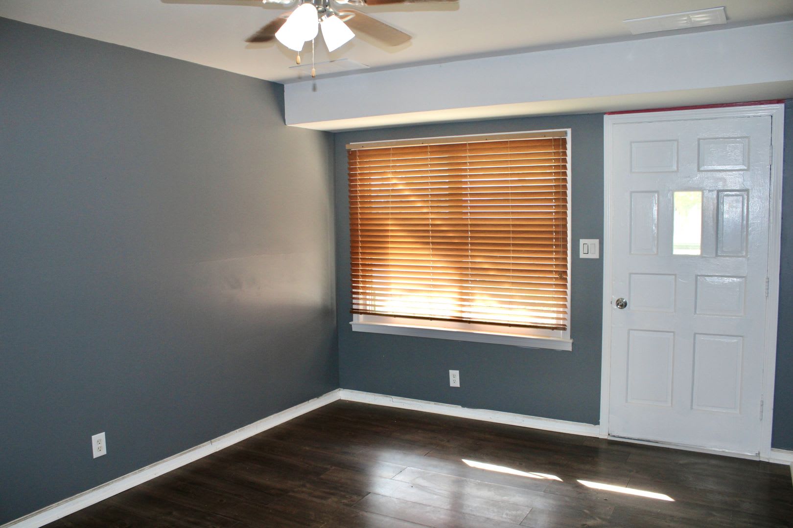 Nice 2 bedroom 1 Bath Home – photo 2
