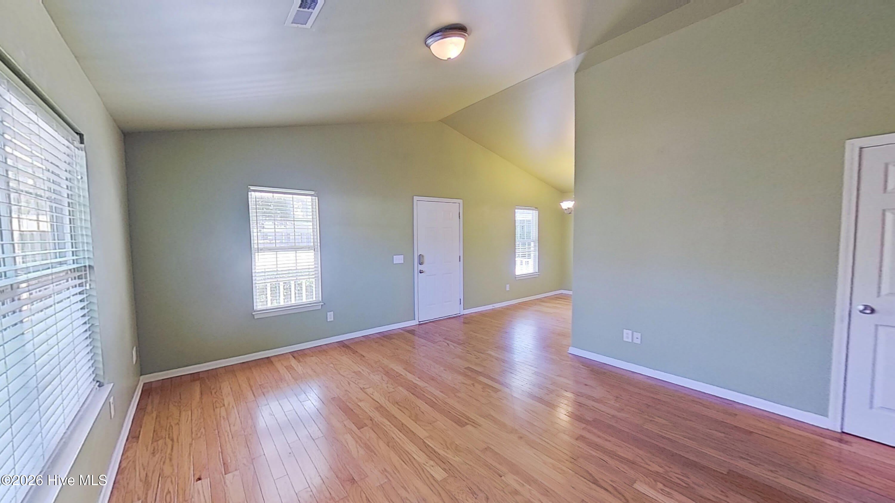 627 Tabor Lane – photo 3