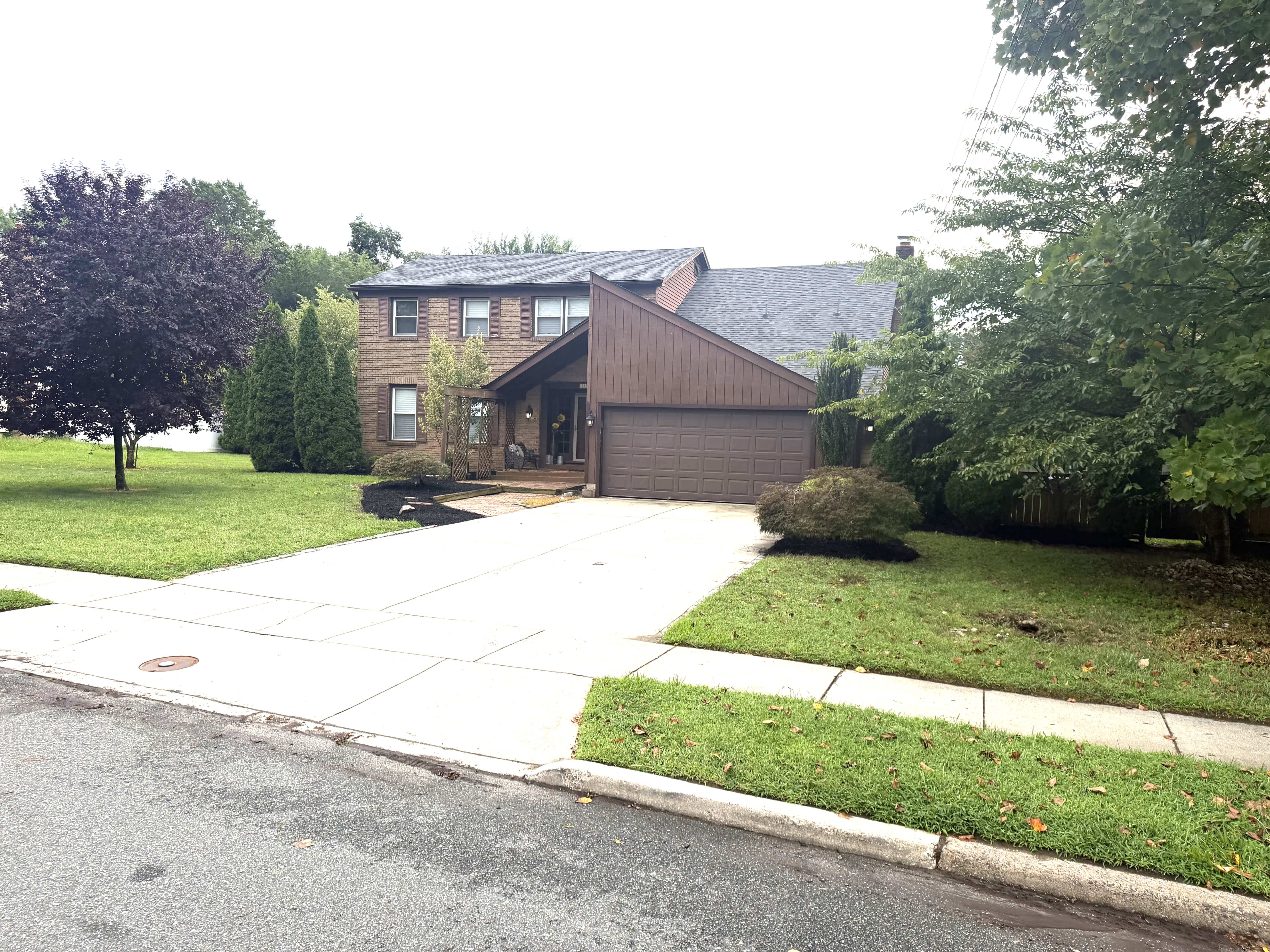 1703 Country Club Drive – photo 2