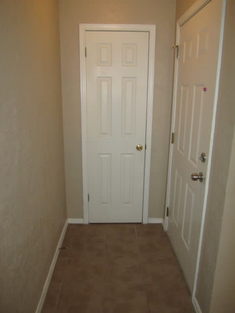 4029 N Nicklas Ave – photo 3