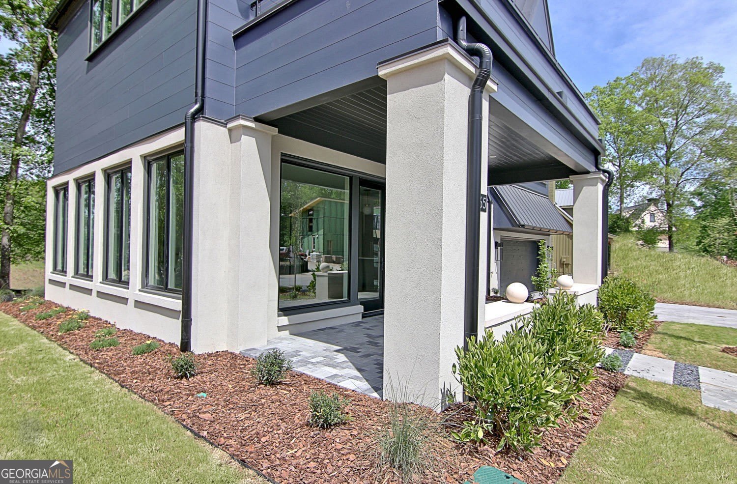 365 2nd Street – photo 3