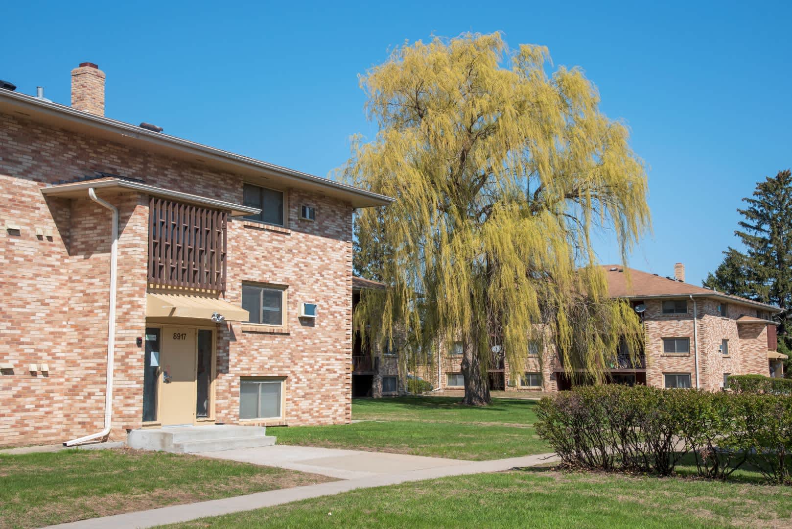 Nicollet Court – photo 2