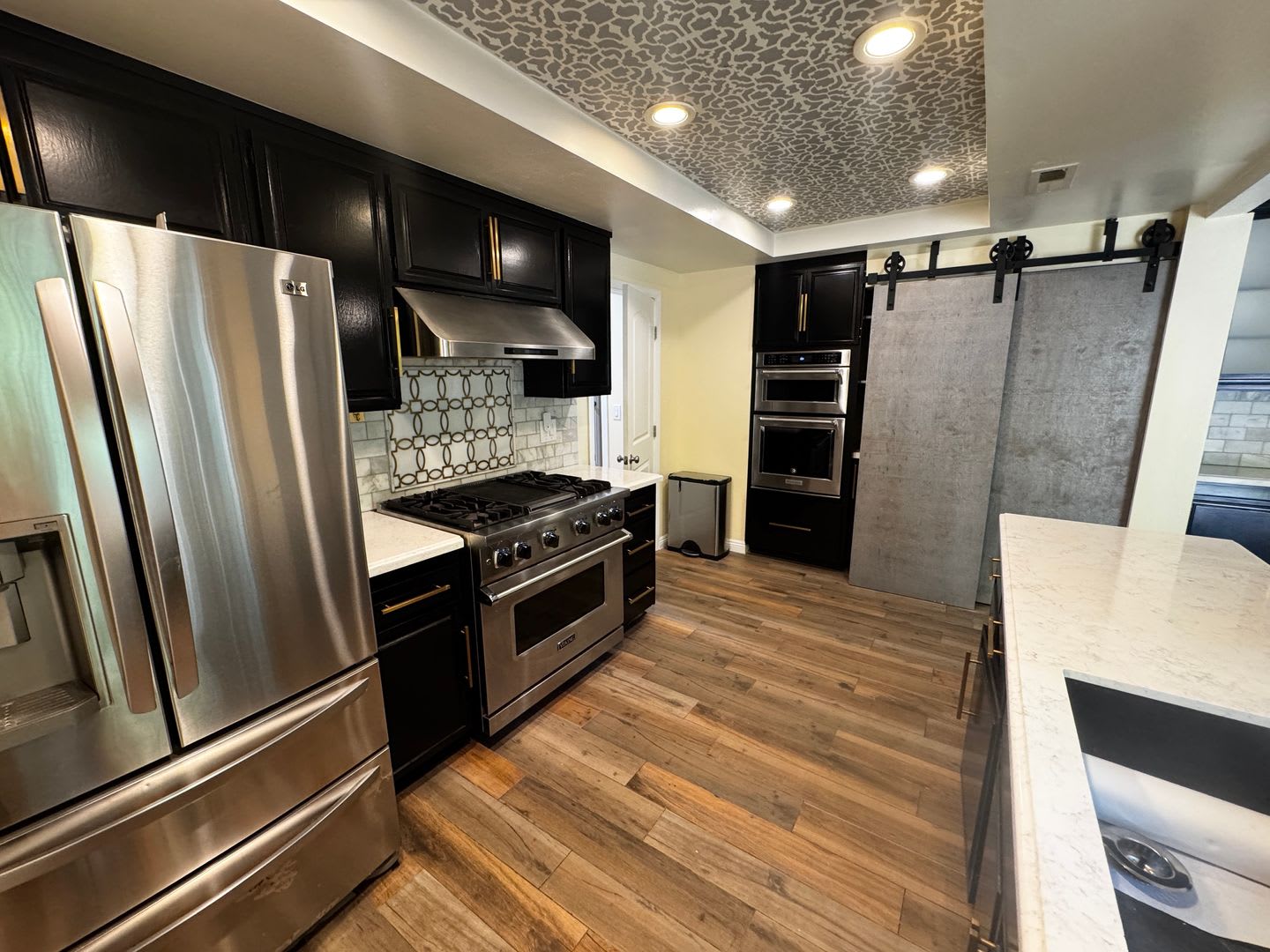 Spacious Remodeled Home In Prime Westlake Neighborhood – photo 3