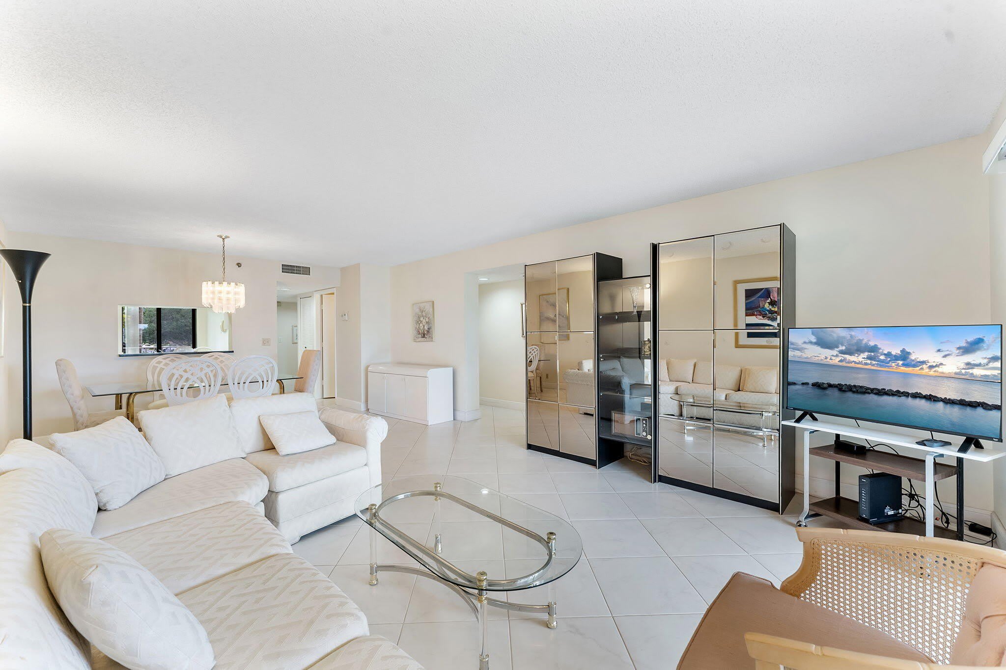 7260 Kinghurst Drive – photo 3