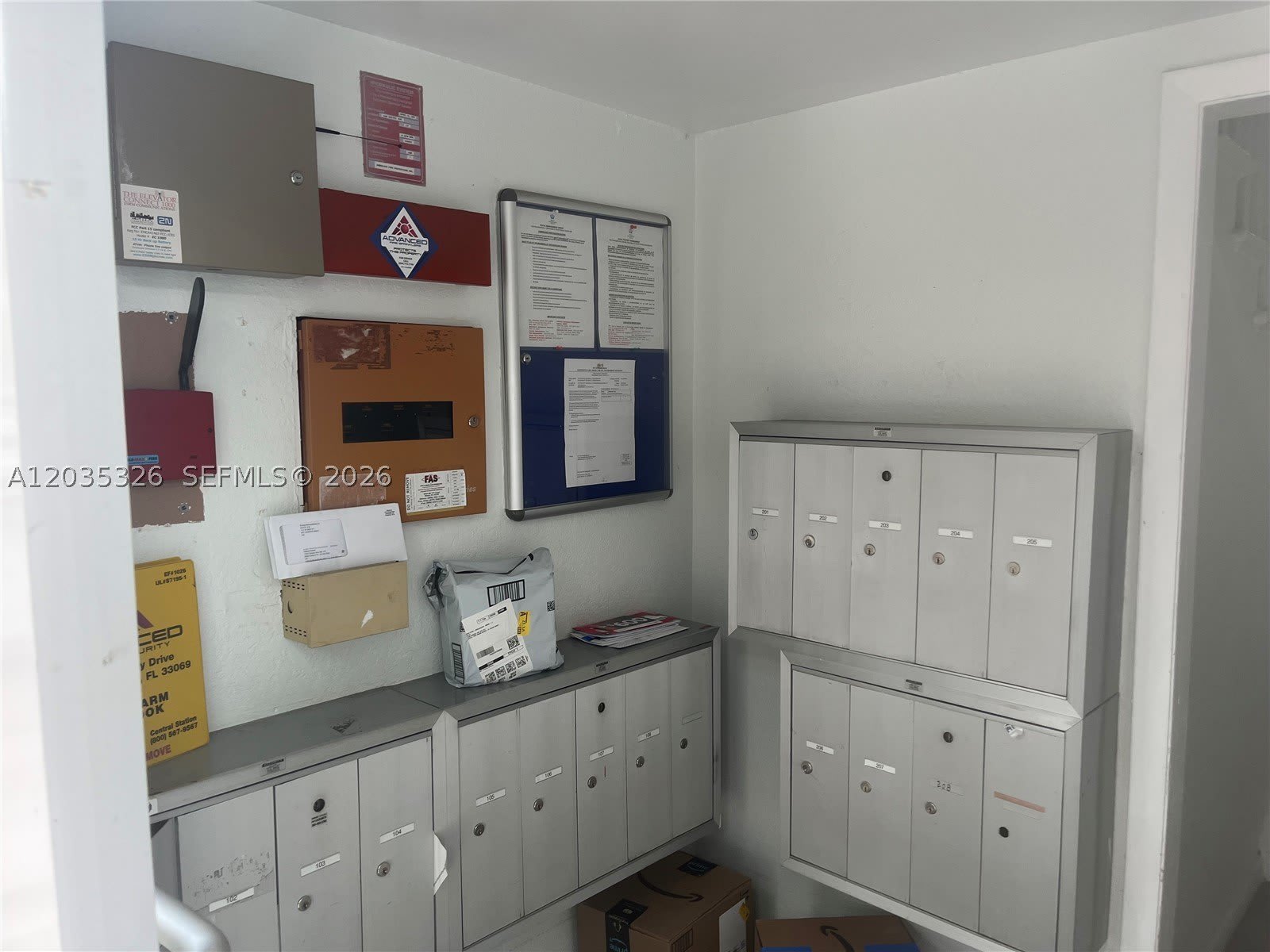 1550 Drexel Ave – photo 4