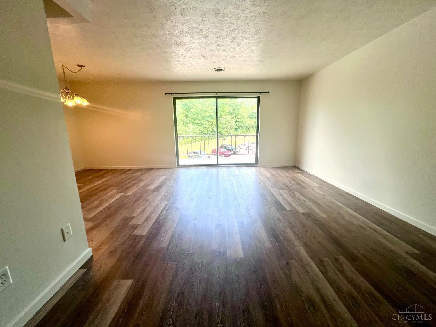 6584 Hearne Road – photo 4