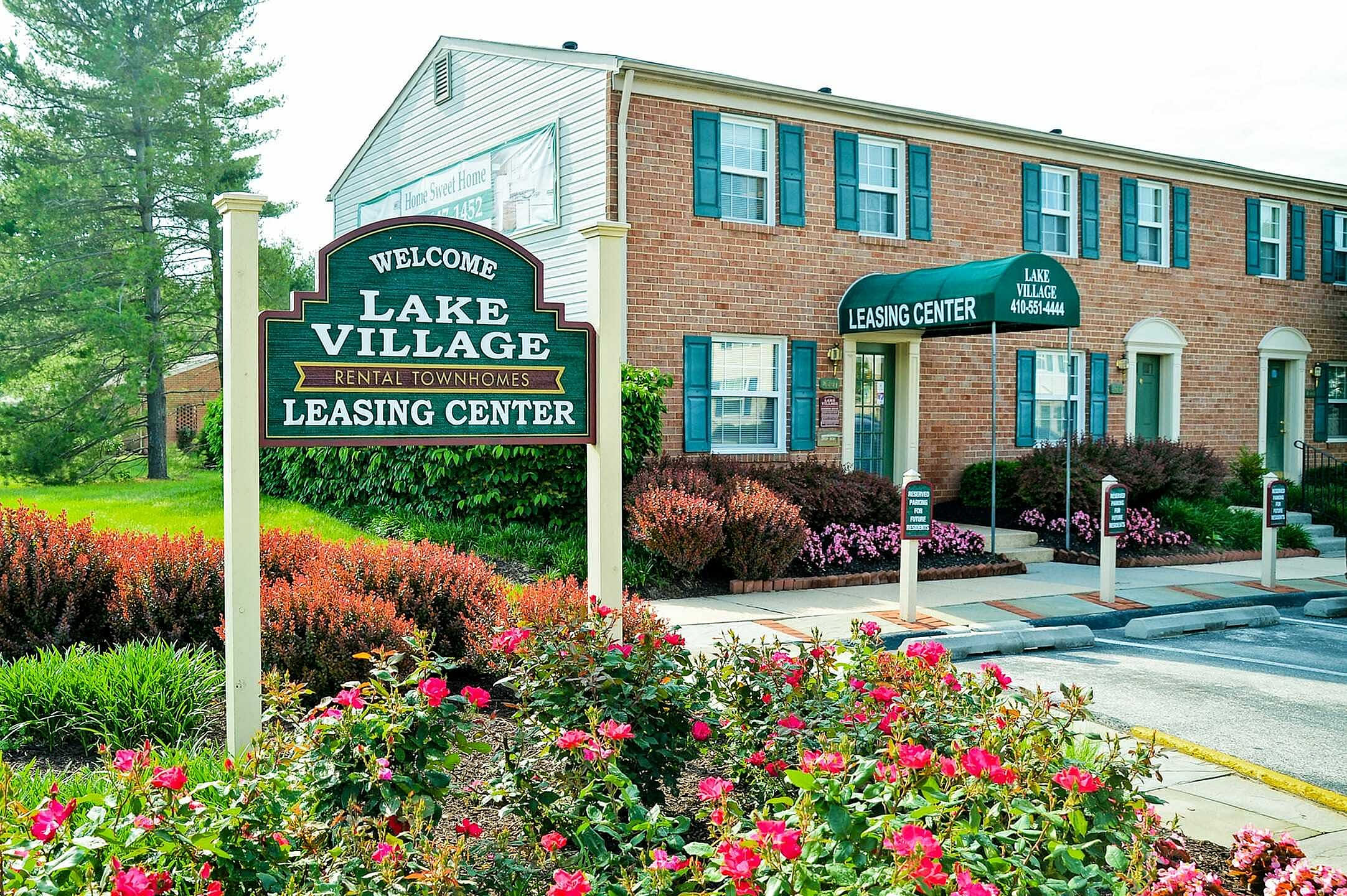 Lake Village Townhomes – photo 3