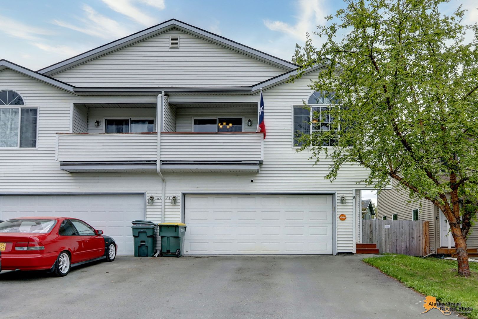 East Anchorage 3 Bedroom Home Close To Jber Attached Two Car Garage Fenced In Yard – photo 3