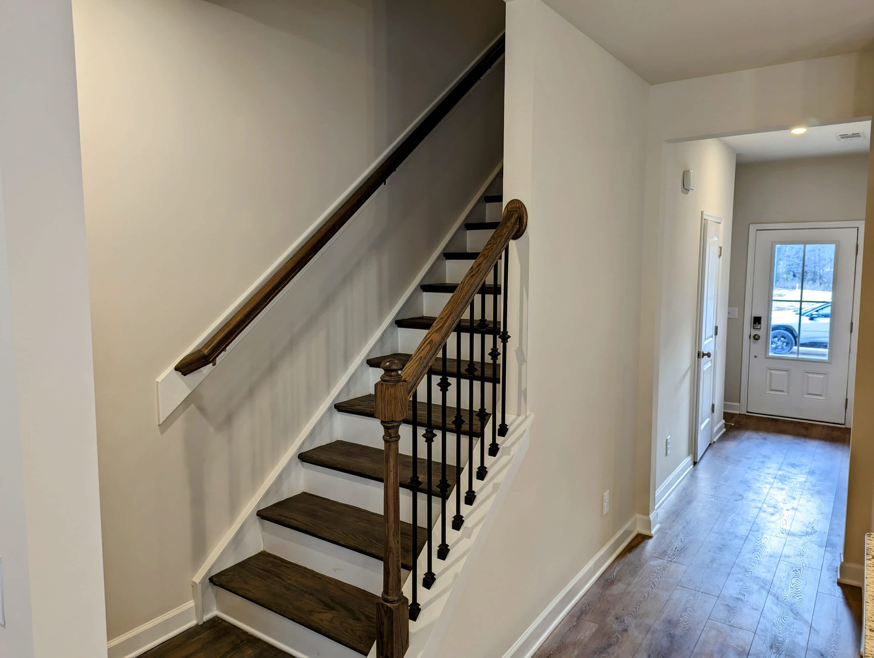 534 Medwyk Drive – photo 5