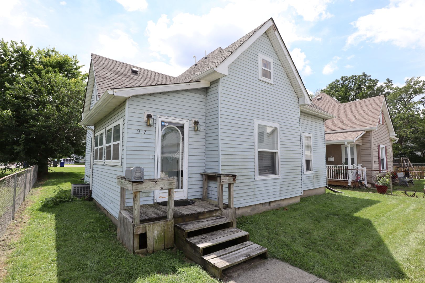 3 Bedroom Spacious Kokomo Home! – photo 1