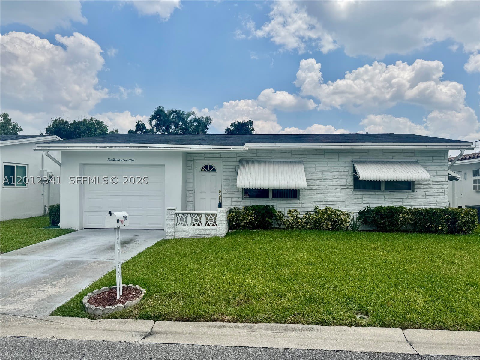 1010 NW 72nd Ter – photo 1