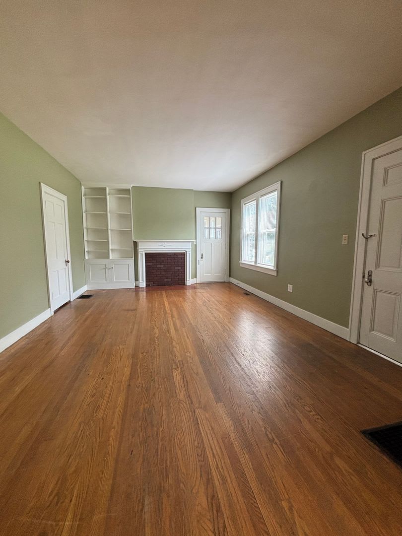 Gorgeous Large Home!! – photo 2