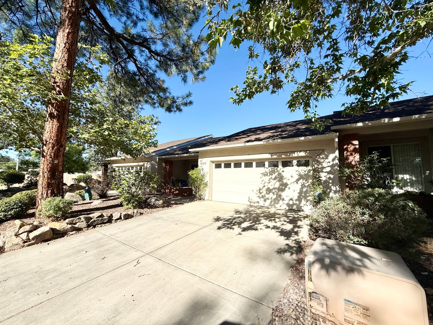 Charming 2-Bedroom Townhome In Prescott – photo 2
