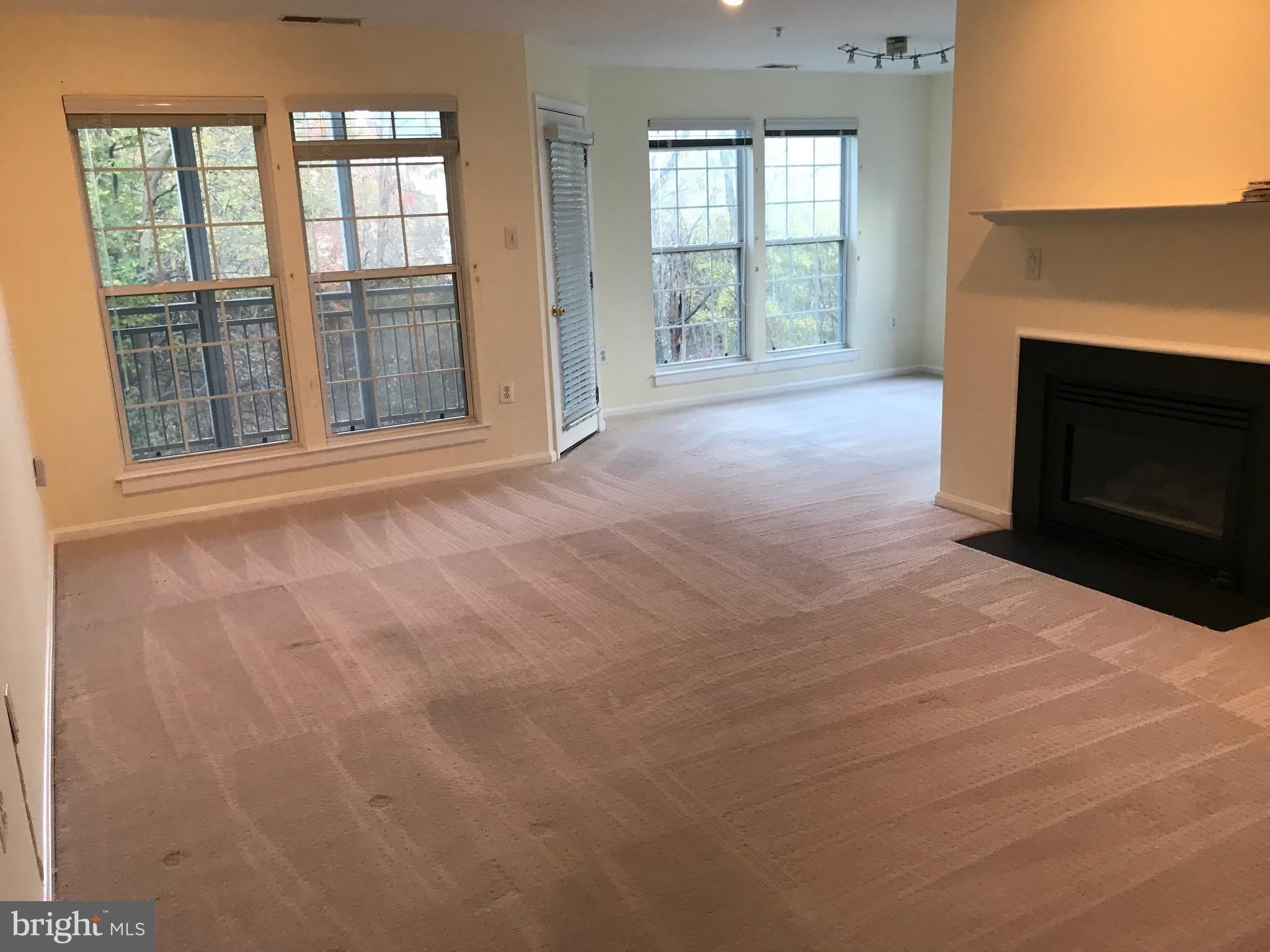 12000 AMBER RIDGE Circle – photo 3