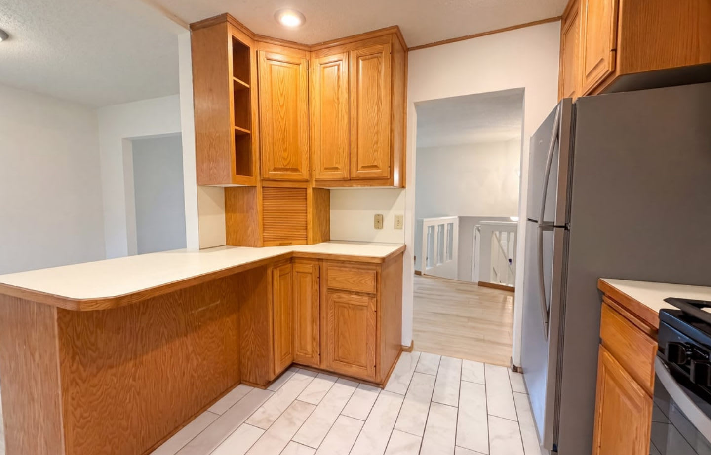 6475 Grandview Dr – photo 4